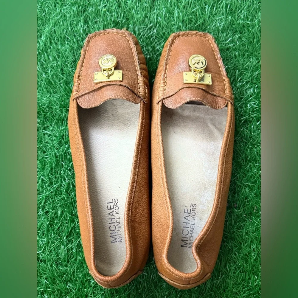 Michael Kors‎ Women's Tan Loafers